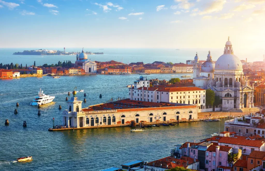 FC - Venice, Italy - August bank holiday city breaks - featured image